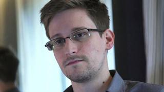 EE.UU. acusó a Snowden de espionaje y pidió su arresto en Hong Kong