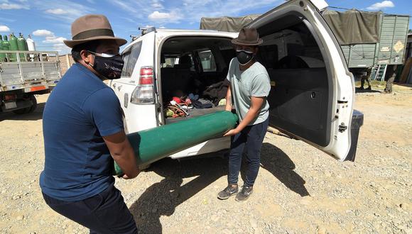 La falta de oxígeno, la saturación de los hospitales y la escasez de medicamentos son consecuencias de la tercera ola que azota a Bolivia. (Foto: EFE/ Jorge Abrego)