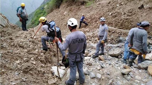 Huancavelica: reanudan búsqueda de maquinista sepultado por huaico. (Foto: Cortesía)