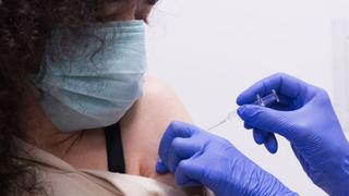 Minsa pide al Congreso aprobar ley que autoriza uso de emergencia de la vacuna contra el COVID-19 | VIDEO