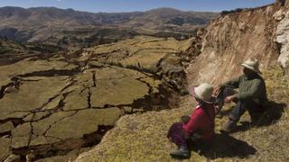 "Fue como si se partiera la Tierra": Lutto Kututo tras ser afectado por enormes grietas