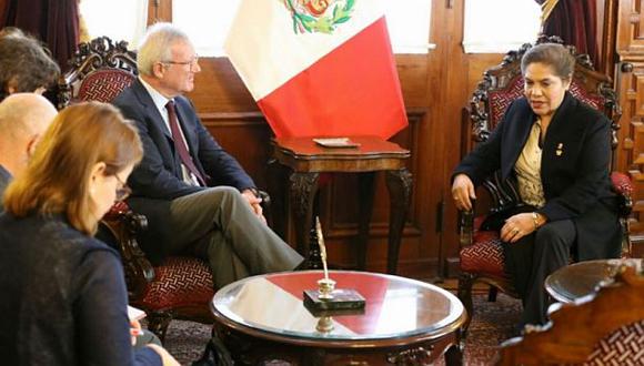 Luz Salgado recibió visita de vicepresidente de Unión Europea