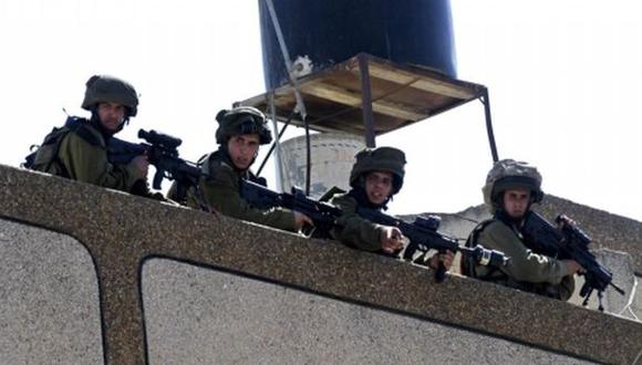 Abaten a palestino que atacó con cuchillo a soldado israelí