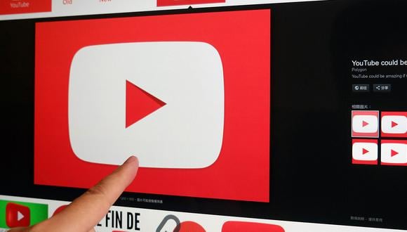 En esta nota te enseñamos a activar el modo oscuro de YouTube (Foto: AFP).