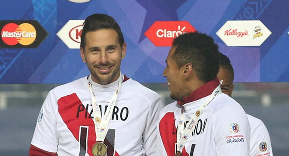 Carlos Lobatón se pronunció sobre la carrera de Claudio Pizarro en la Selección Peruana. (Foto: Getty Images)