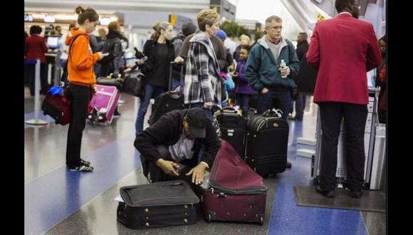 Ebóla en EE.UU.: Las estrictas medidas en el aeropuerto de NY