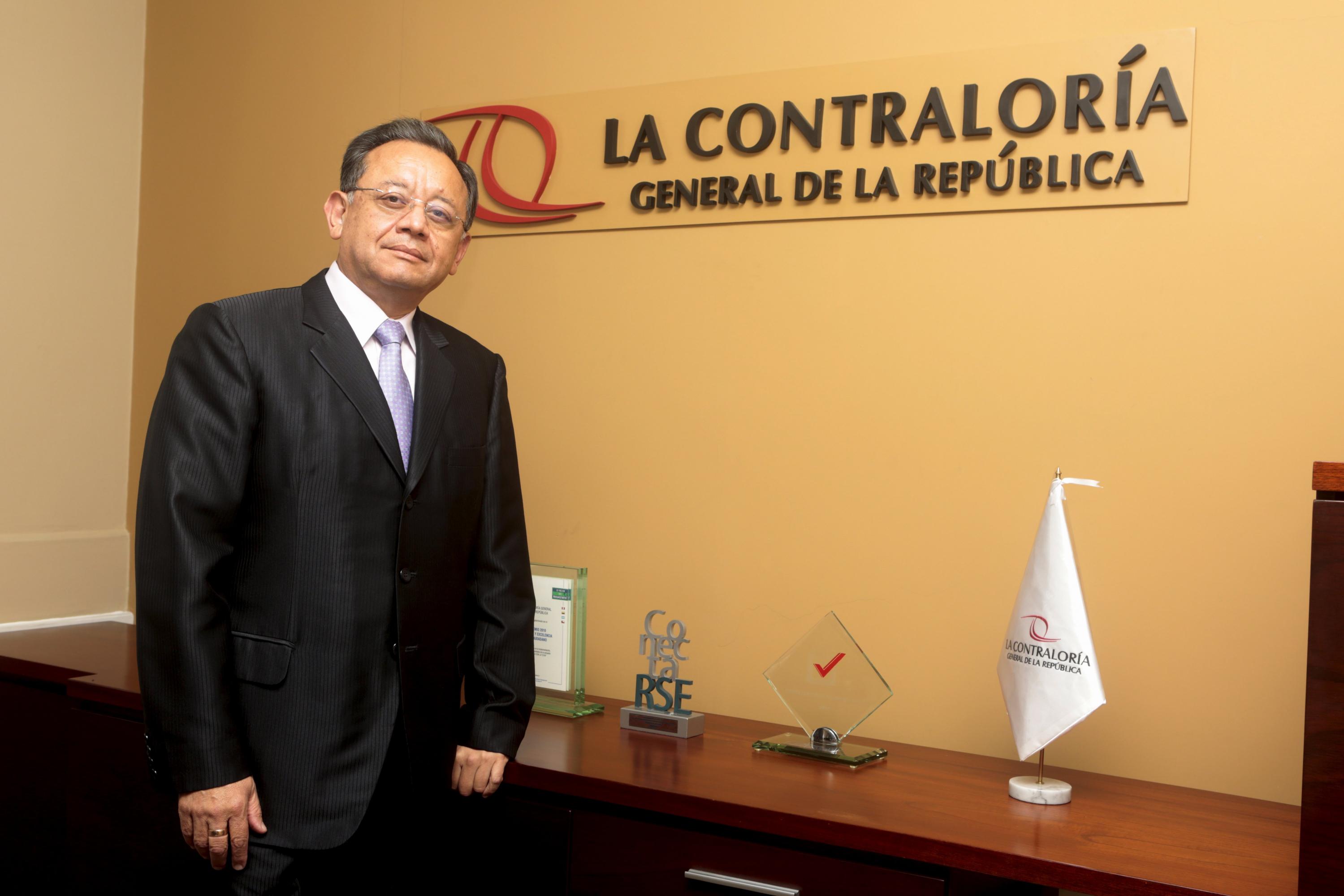 La fiscal Zoila Sueno pidió el impedimento de salida contra Edgar Alarcón, excontralor de la República, a quien investiga.