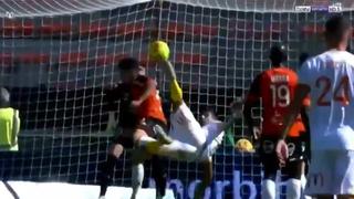 Un golazo de chalaca en la Ligue 1, cortesía de Facundo Medina para Lens | VIDEO