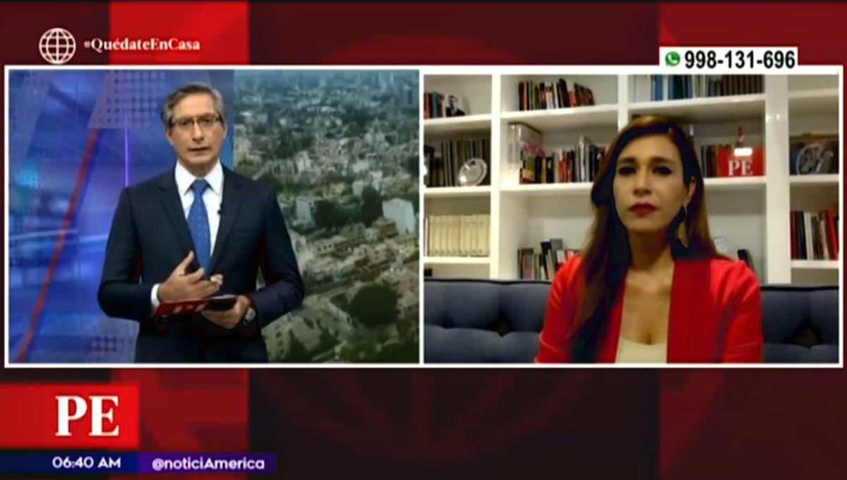 Verónica Linares apareció conduciendo "América Noticias" desde su casa. (Foto: Captura de video)