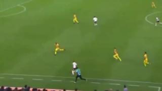 Gustavo Costas y su manera de vivir el fútbol: corrió al lado de un jugador del Corinthians para intimidarlo | VIDEO