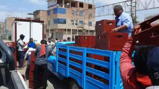 Chiclayo: regalan cervezas a ciudadanos tras volcadura de camión en el distrito de José Leonardo Ortiz | VIDEO 