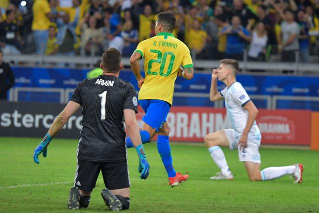 Argentina vs. Brasil: Firmino anotó el 2-0 tras gran acción de Gabriel Jesus en Copa América 2019 | Foto: Agencias