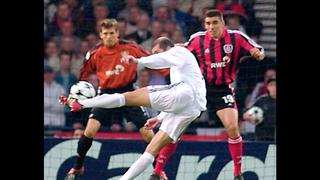 Se cumplen 18 años de la mágica volea de Zidane en Glasgow