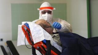 El mundo debe prepararse porque el coronavirus “se quedará entre nosotros”, dice responsable europea 