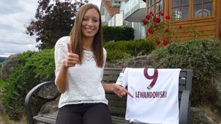 Anja Lewandowski, la goleadora que sigue los pasos de Robert