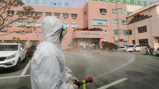 Corea del Sur: aumentan los contagios por coronavirus en torno a secta cristiana | VIDEO