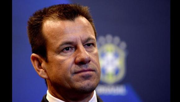 Dunga presentó su primera convocatoria como técnico de Brasil