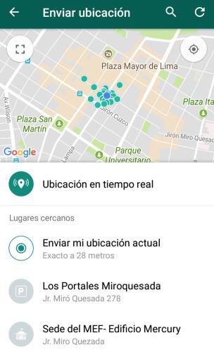 Se pulsa sobre la opción "Ubicación en tiempo real". (Foto: WhatsApp)