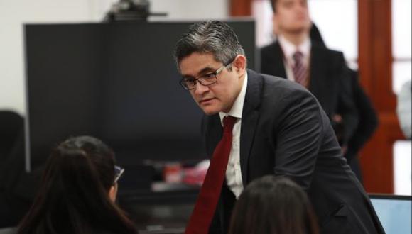 La decisión se hizo pública mientras el fiscal José Domingo Pérez se encontraba en una audiencia por el Caso Keiko Fujimori. (Foto: Lino Chipana / El Comercio)