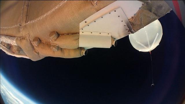 Así probó la NASA el "platillo volador" que irá a Marte - 1