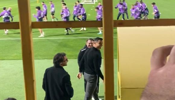 Cristiano Ronaldo visitó al Real Madrid en Arabia Saudita.