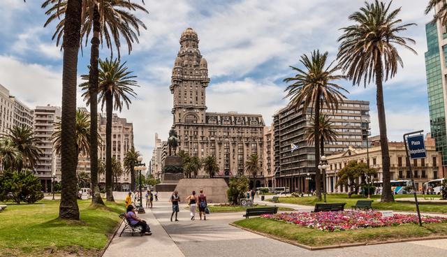 Calles empedradas, veredas angostas y construcciones antiguas. Montevideo esconde una serie de joyas arquitectónicas. (Foto: Shutterstock)