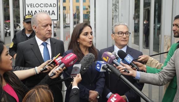 Patricia Juárez, Hernando Guerra García y Alejandro Aguinaga dialogaron con el grupo de la OEA. (Foto: GEC)