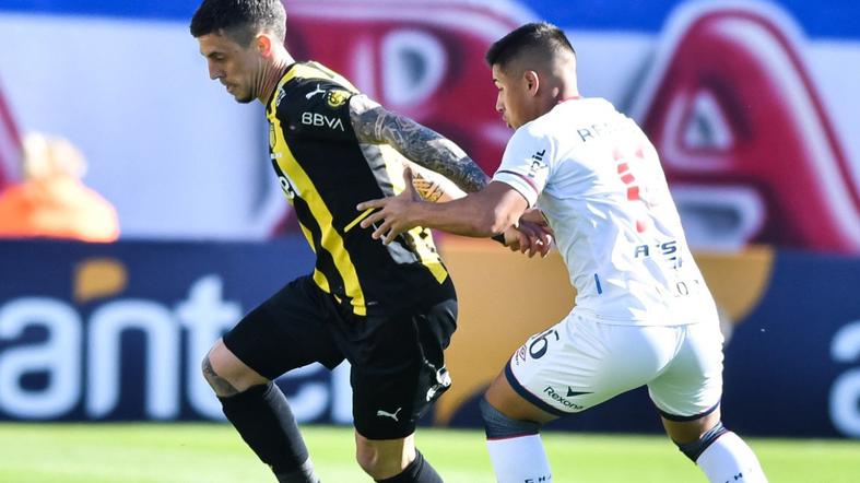 Nacional derrotó a Peñarol en un nuevo Clásico del fútbol uruguayo - Diario  Hoy En la noticia