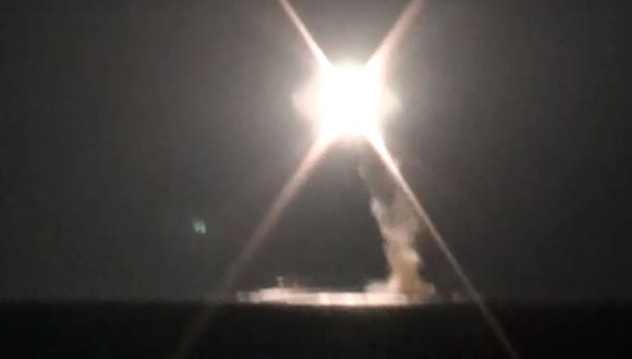 Rusia prueba por primera vez un misil hipersónico desde un submarino nuclear. (AFP).