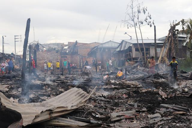 Loreto: así quedaron más de 40 viviendas tras incendio en Punchana. (Foto: Daniel Carbajal)