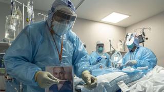 Hospitalizaciones por coronavirus en EE.UU. alcanzan récord de 90.000 antes de esperado aumento de casos 