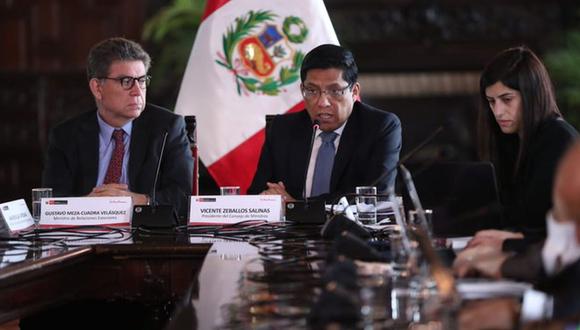 Vicente Zeballos estuvo acompañado del canciller Gustavo Meza-Cuadra y de la ministra de Economía María Antonieta Alva. (Foto: PCM)