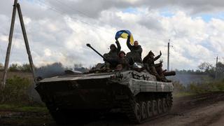 Ucrania recupera cuerpos de otros 38 militares muertos en la guerra con Rusia 