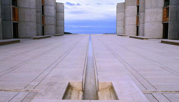 El Instituto Salk de Estudios Biológicos, un complejo de laboratorios situados en La Jolla, California, (EE.UU.) es un ejemplo de la neuroarquitectura. (Foto: Getty Images)