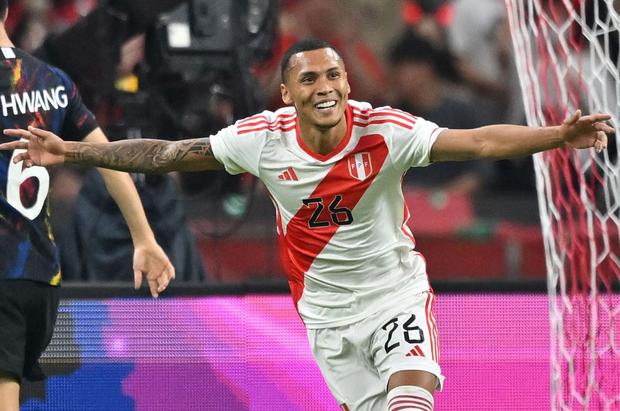 Bryan Reyna podría ser una de las novedades de Perú ante Argentina. 