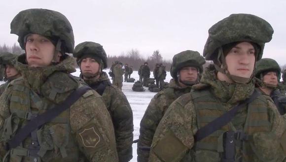 Soldados de Rusia camino a Kazajistán. (GETTY IMAGES).