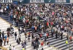 Alianza Lima vs. Sporting Cristal: hinchas celestes llegaron al estadio sin camisetas | VIDEO