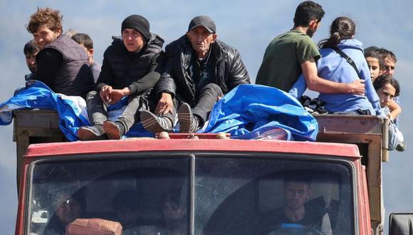 Decenas de miles de personas han tenido que abandonar Nagorno Karabaj. (Reuters).