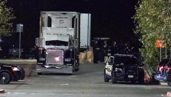 Hallados 8 muertos y 20 heridos dentro de un camión en Texas. (Foto:EFE)