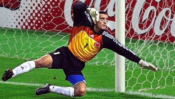 Rustu Recber es el futbolista que más veces defendió la selección turca (120 ocasiones). (Foto: AFP)