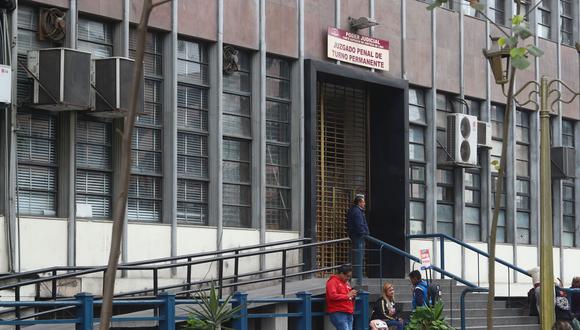 Sede del Juzgado Penal de Turno Permanente, donde fue la audiencia del acusado a las 11:00 a.m. (FOTO: Alessandro Currarino/EL COMERCIO)