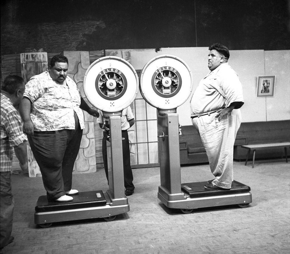 Su peso en soles programa del sábado 2 de enero de 1960