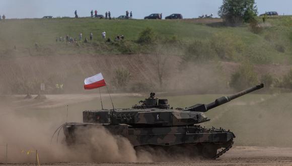 Polonia ya había dicho que quería enviar vehículos Leopard, de fabricación alemana, a Ucrania pero que necesitaba el visto bueno de Berlín.