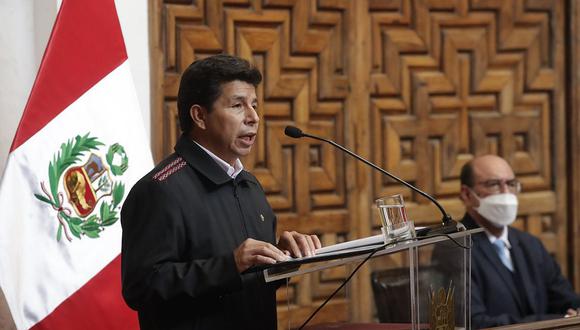 Pedro Castillo y congresista se pronunciaron en sus redes sociales. (Foto: Presidencia)