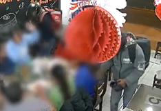 San Juan de Miraflores: Falsos repartidores de comida asaltaron pollería | VIDEO