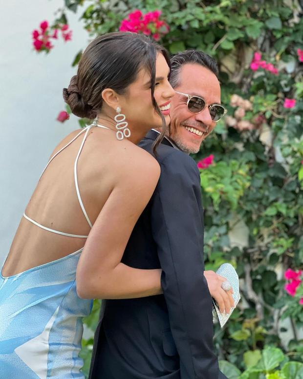 Marc Anthony y Nadia Ferreira en la boda de Brooklyn Beckham y Nicola  Peltz: el vestido de Miss Paraguay y el traje del cantante | Matrimonio |  Fotos de Instagram | Celebs