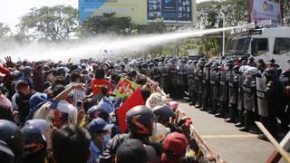 Tensión en Myanmar: se registran disparos y gases lacrimógenos contra manifestantes