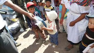 Niños y ancianos de Huamanga recibieron kits de abrigo