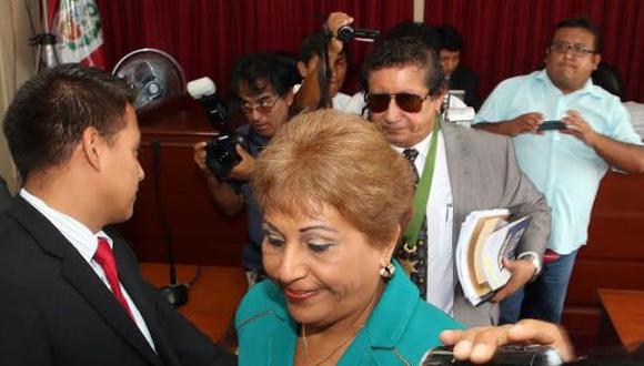 Chimbote: mañana debatirán suspensión de alcaldesa prófuga