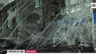 Metropolitano: reportan ocho heridos tras choque de buses en la estación España | VIDEO